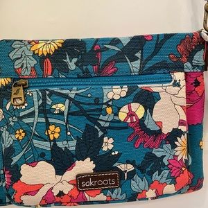 Sakroot Cross body bag